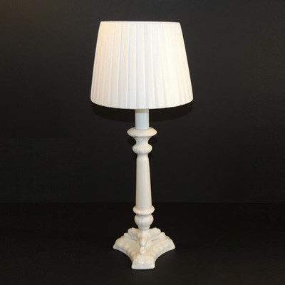 Lampada in ceramica bianca