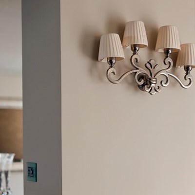 Applique giglio nichel con paralumi.