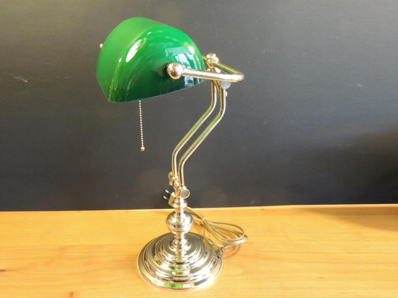 Lampada con vetro verde