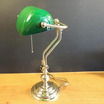 Lampada con vetro verde