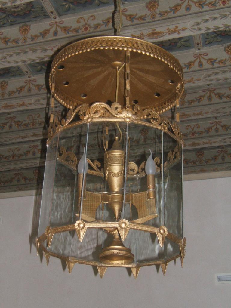 Lanterna a forma di giostra.