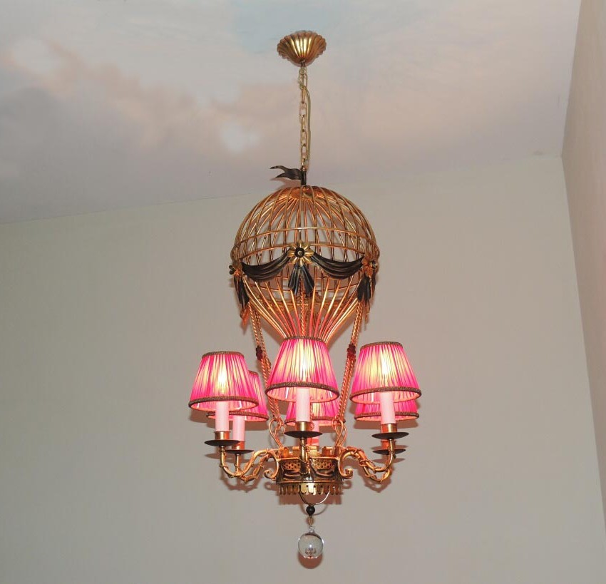 Lampadario mongolfiera.