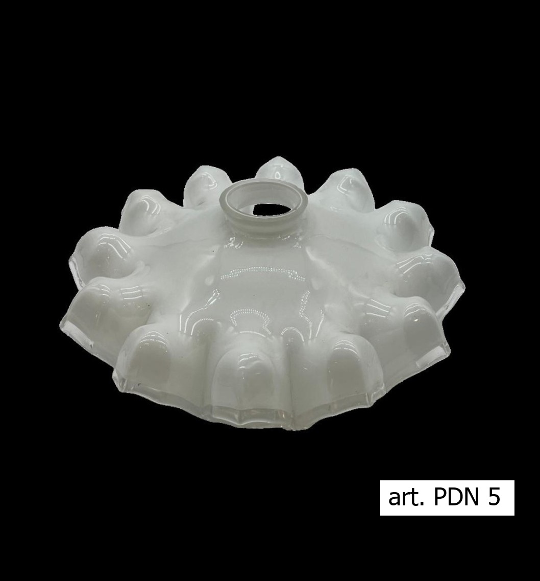 Piattino Della Nonna antico paralume in vetro bianco latte opalino  bordo trasparente  art. PDN 5  