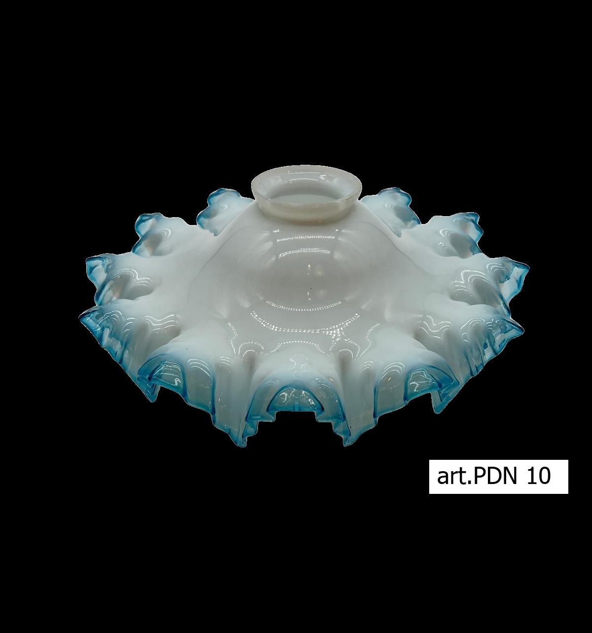 Piattino Della Nonna in vetro opalino biancolatte e bordo sfumato azzurro cielo art.PDN 10